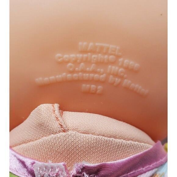 Cabbage‎ Patch Girl Doll Genuine Plaid Outfight Bright Green Eyes 1996 W/ Bottle - Picture 4 of 4